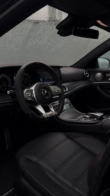 Mercedes E-class 🔥

#mercedes #eclass