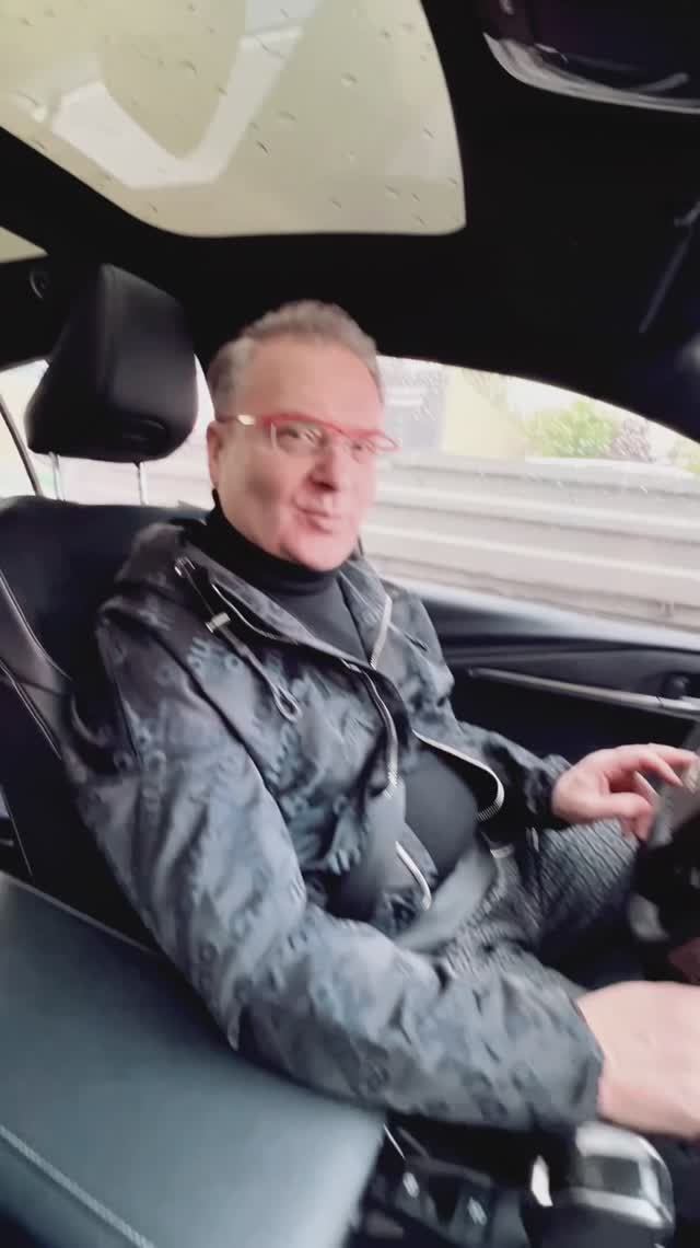 Хорошее настроение! Услышал свою песню на радио! 🔊Александр Добронравов 😊 #вчемпричина #музыка