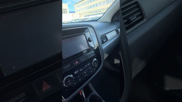 Mitsubishi Outlander Кросс 5-дв. 2.4 CVT 2012г