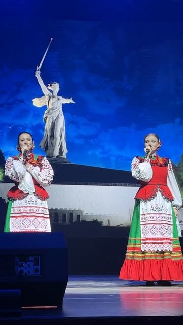 Спустилась ночь.. казачий романс!