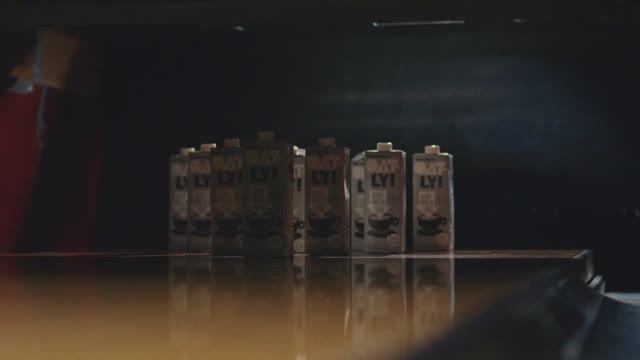 Ваш кофе всегда выигрывает с OATLY BARISTA!