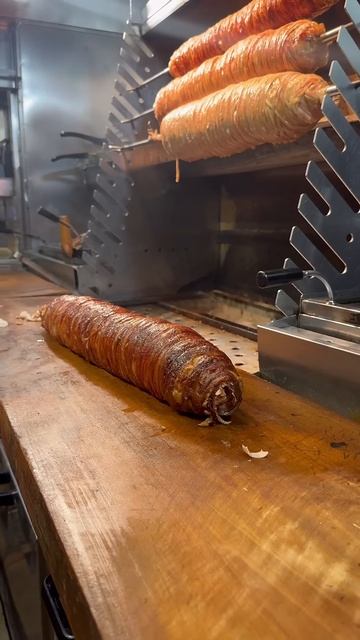 KOKOREÇİN AĞA BABASINI YAPIYORUZ #kokoreccinafiz #turkishfood #kokoreç #sorts