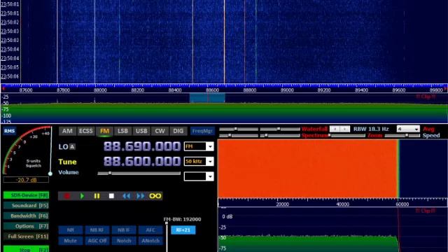 HDSDR третья попытка найти качественный  сигнал на FM диапазоне.
