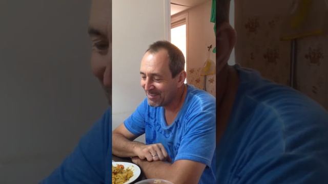 Анекдот про домохозяек.