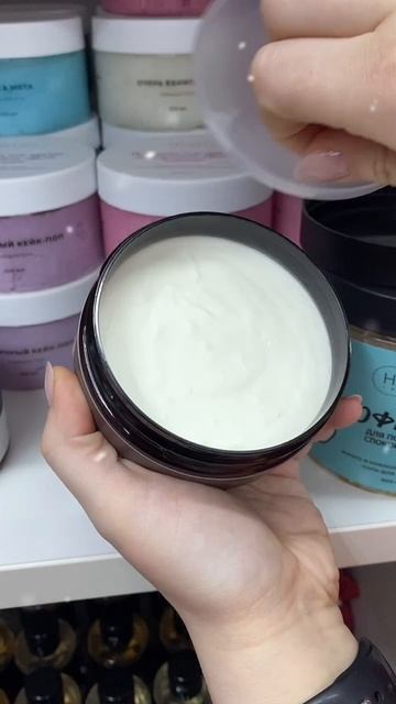 Погрузитесь в мир естественного ухода с нашим натуральным маслом ши для тела Hudi Beauty