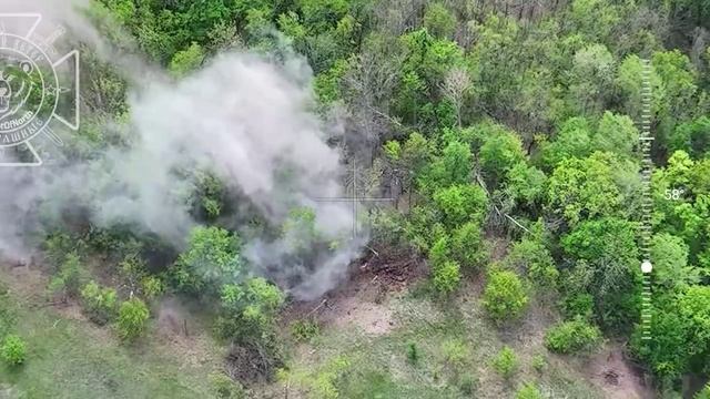 💥Блиндаж с живой силой ВСУ уничтожен на Сумском направлении: работают операторы БпЛА Северян !!!