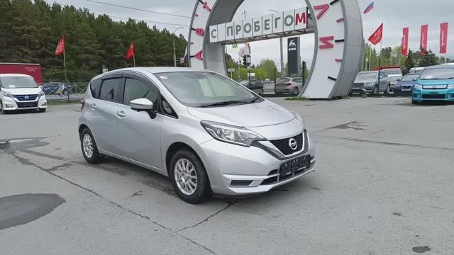 Nissan Note 1,2 л. Бензин Вариатор  (80 л.с.) 2WD 2017