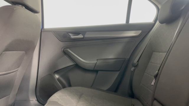 Volkswagen Polo 23460