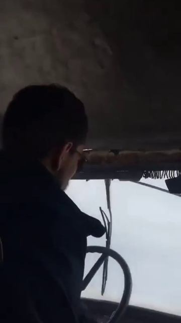 наш УАЗ вперед летит