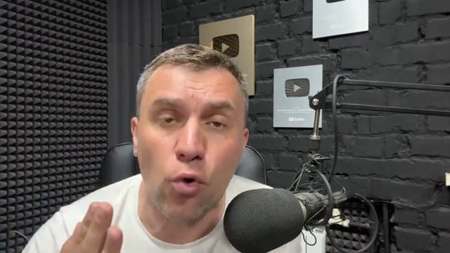 Конституционный_суд_начал_опасную_игру_Власть_пошла_против_олигархов