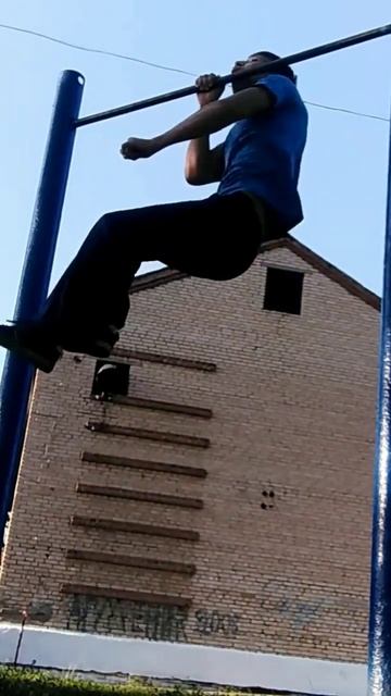 5 one arm pull ups (3 right arm, 2 left arm)
