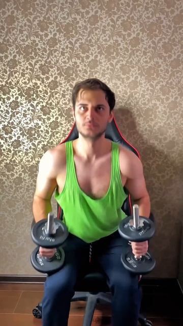 Типичные ОШИБКИ в жиме на плечи ❌