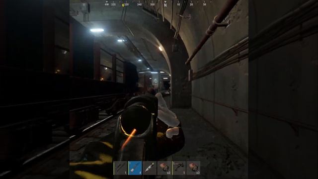 Не стоило в нас гранату бросать Rust Раст #shorts #rust