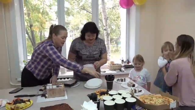 "Швейная армия Сахалина", помогающая бойцам, отметила ?