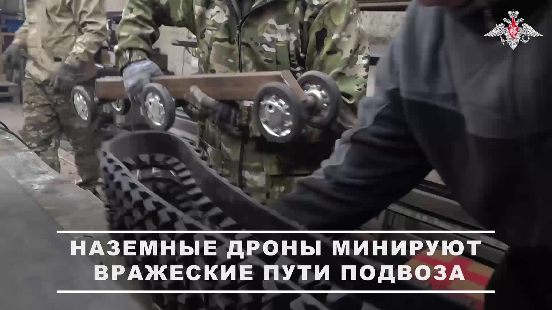 💥 Бронемашина «MaxxPro» ВСУ подорвалась на минном шлагбауме в Харьковской области