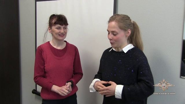 Ирина Волк: Полицейские окажут помощь в получении разрешения на временное проживание