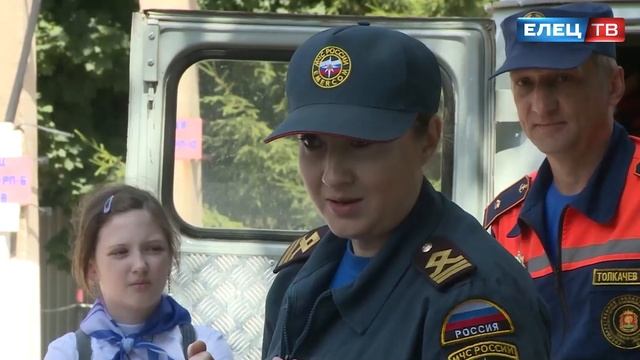 Для школьников Ельца поводят экскурсии сотрудники  поисково-спасательной службы на водных объектах