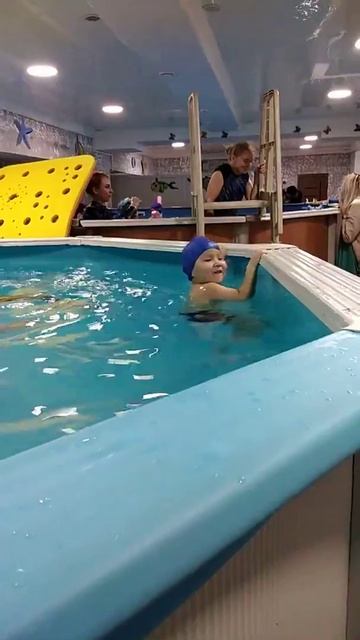 Бассейн очень нравится