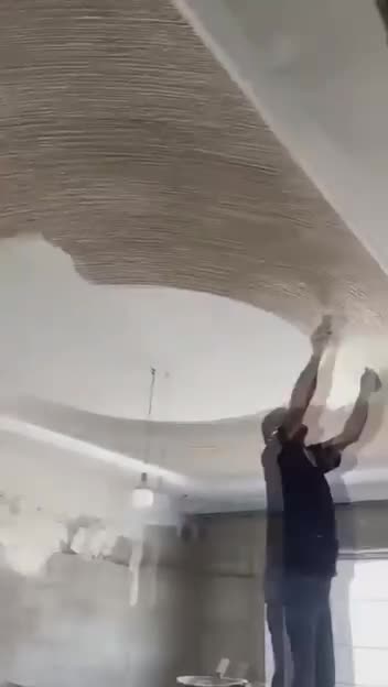 Интересный вид отделки потолка.