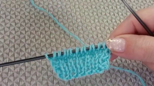 Универсальный, несложный ажурный узор спицами.