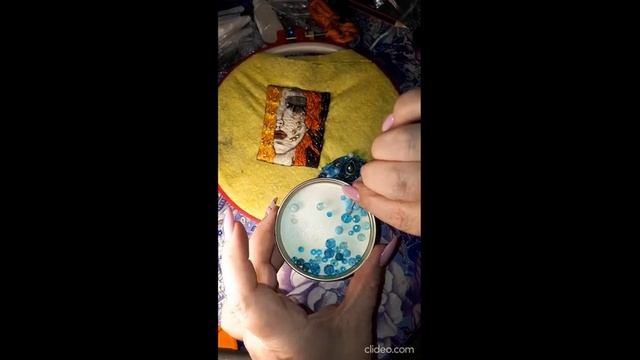 Золотые слезы и зонт   броши  Ч 10
