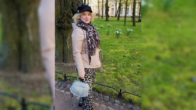 Гуляем в Михайловском саду возле Храма Спаса на крови, Санкт-Петербург