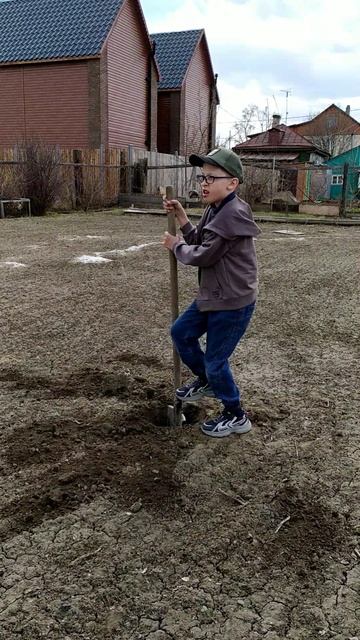 Дед сказал надо поле вскопать