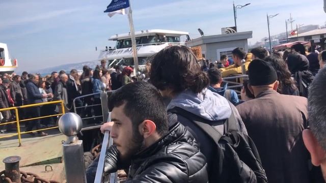 Турция, Стамбул у парома (4)