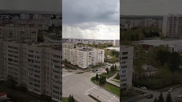 Поднятие флага СССР в честь победы Советского Народа над фашистской Германией.
