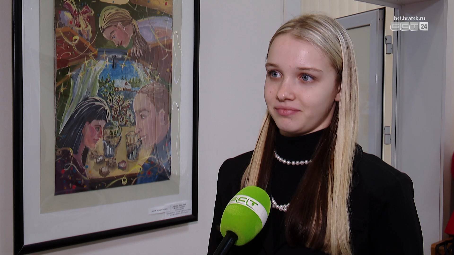 В Художественном выставочном зале представили работы участников фестиваля «Жемчужина Братска»