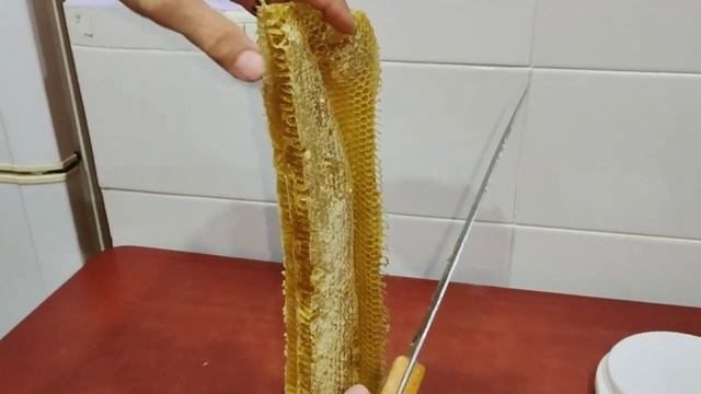 МЕДОВЫЕ СОТЫ