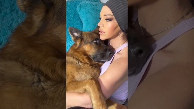 Мы для них - Целая вселенная 🥲❤️
Так как он , мне кажется меня не любил никто 🥹