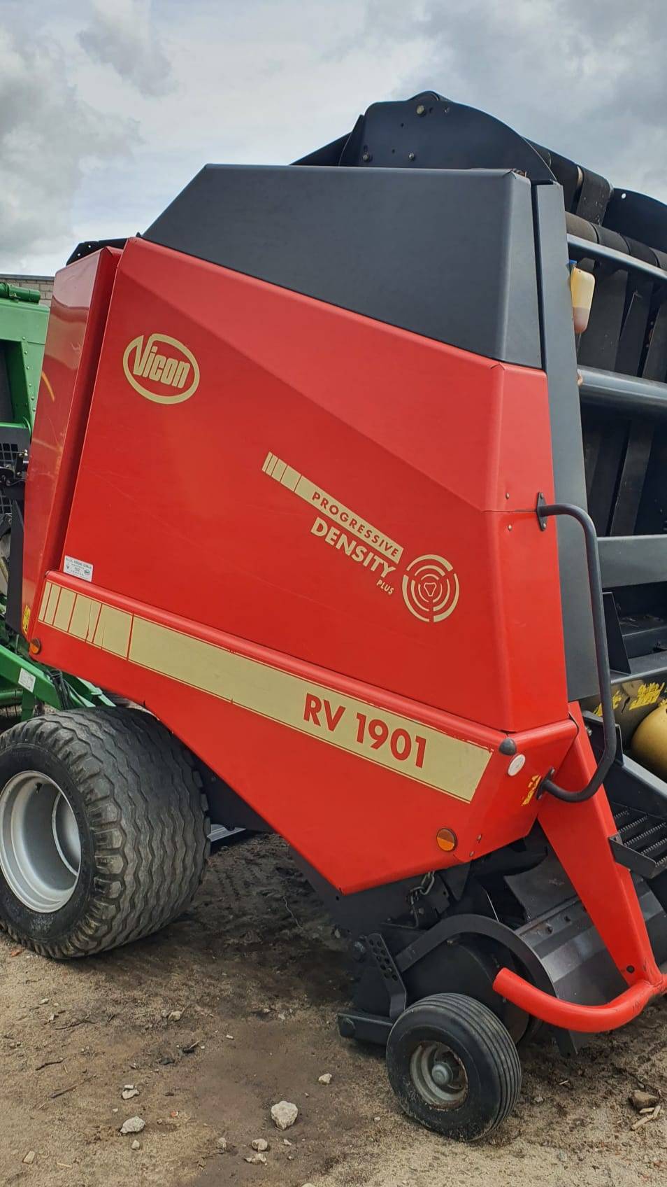 В ПРОДАЖЕ Пресс-подборщик Vicon RV 1901/Round baler Vicon RV 1901
