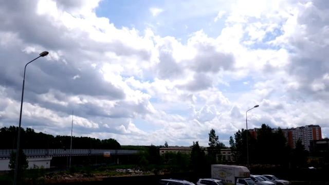 Ветер гонит облака