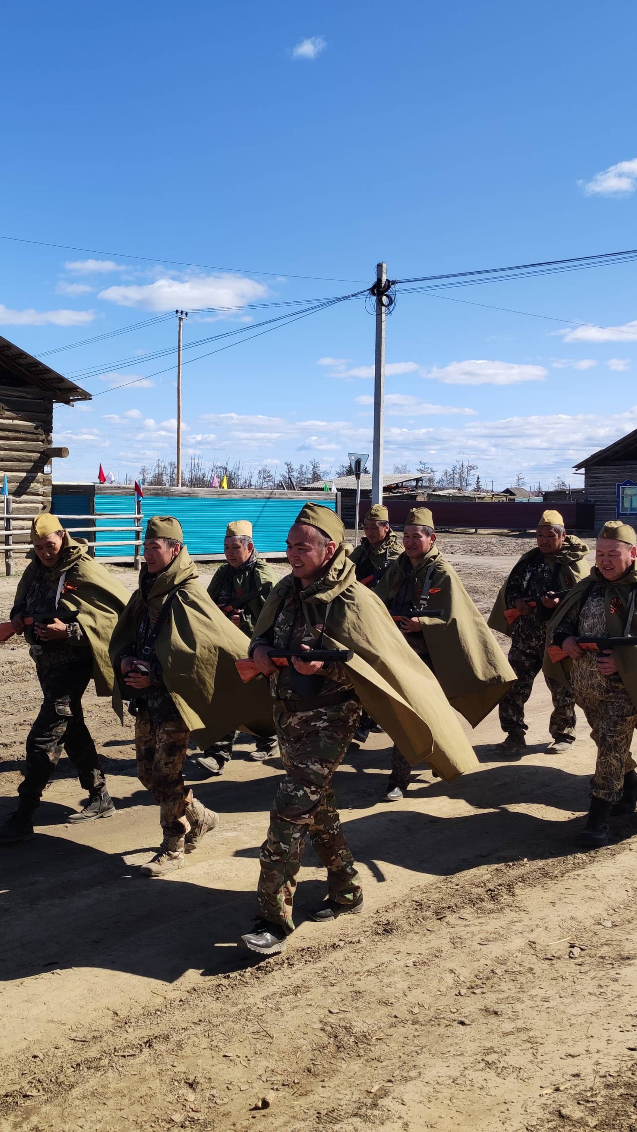 «Этот День Победы!» тэрилтэлэр строевой хаамыы.