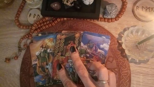 ЧТО МУЖЧИНА ХОЧЕТ ОТ ВАС. ЗАЧЕМ ВЫ ЕМУ. ТАРО РАСКЛАД ОНЛАЙН 🔥🔥🔥