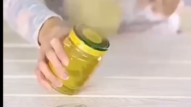 Как открыть банку