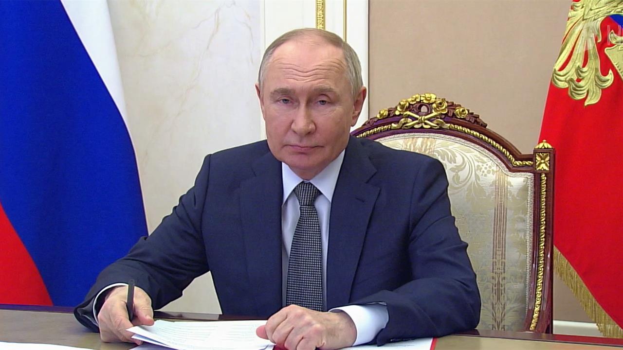 Президент обсудил с постоянными членами Совбеза РФ вопросы обеспечения информационной безопасности