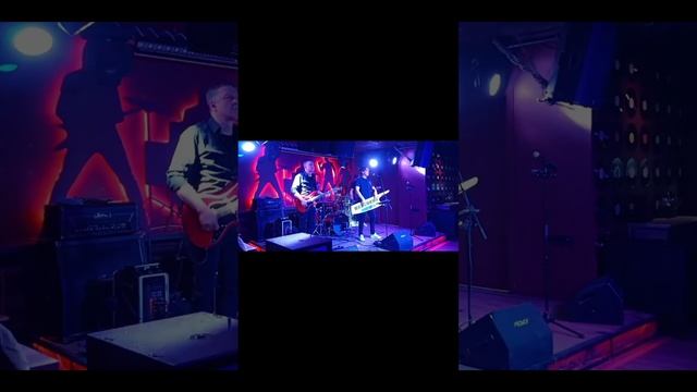 Живой soundtrack в честь 25 лет фильма "Брат 2" трибьют кавер-группы "ИМПУЛЬСЫ"  в Рок-баре "ДОМ RM"