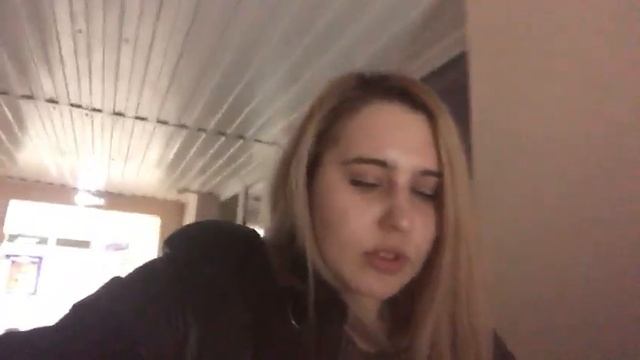 Волонтер говорит: Волонтер носит, часть W: Женщины
