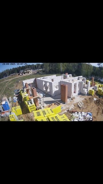 Один день стройки -24 апреля.