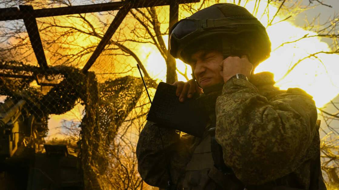 Российские военные активно выжигают боевиков ВСУ с позиций в Часовом Яре