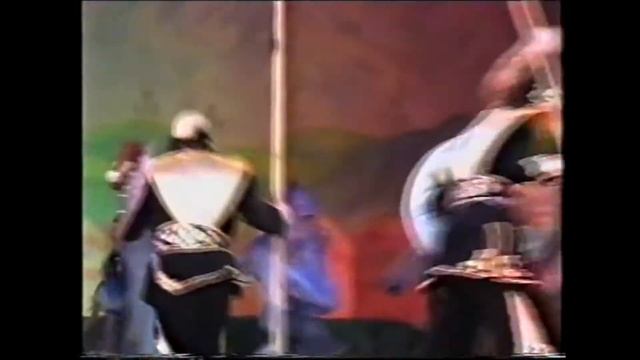Таберик: танец "Дети Манаса" ("Нооруз" 1999)