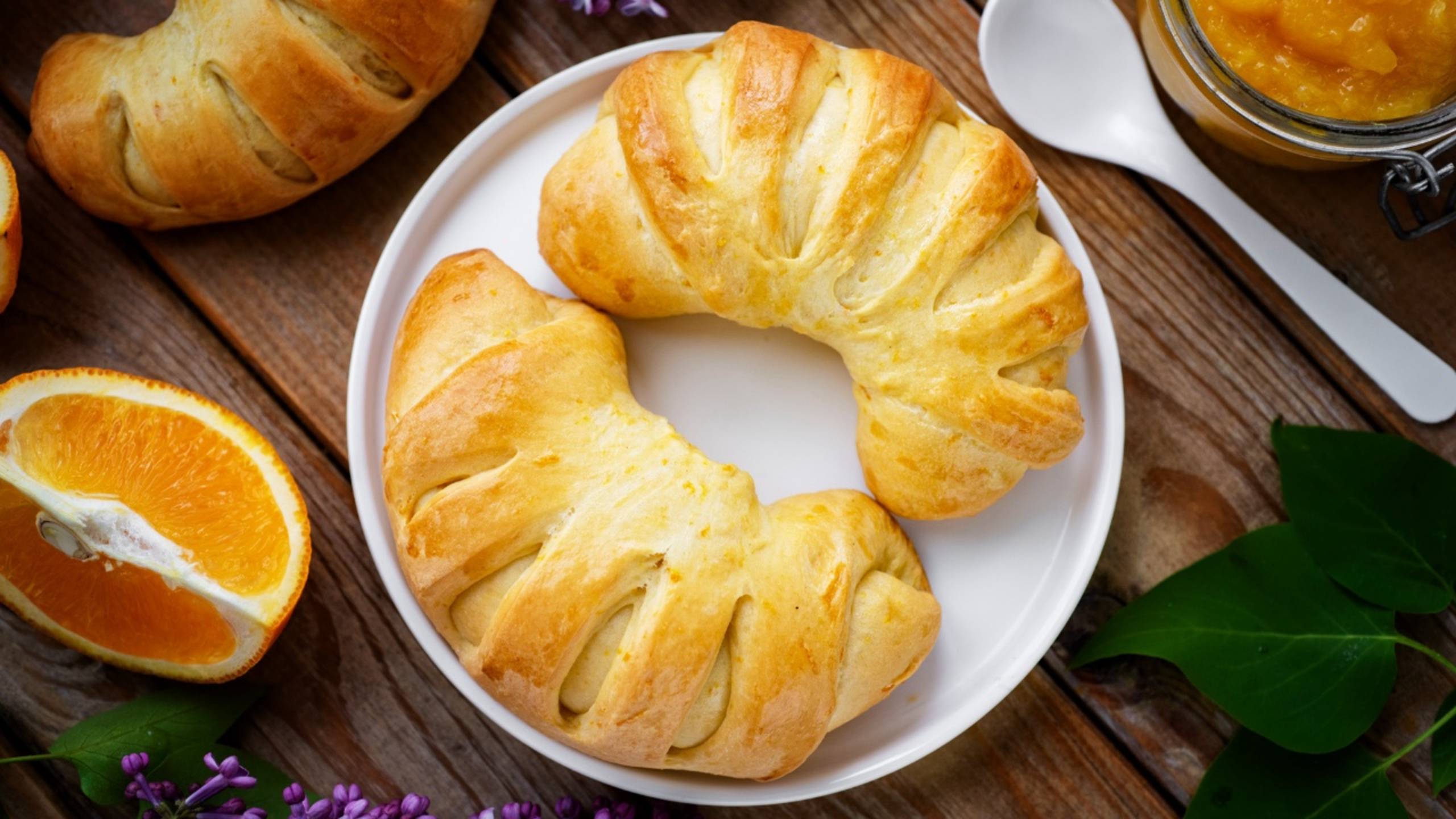 🥐 Воздушные булочки с апельсинами на молоке и дрожжах