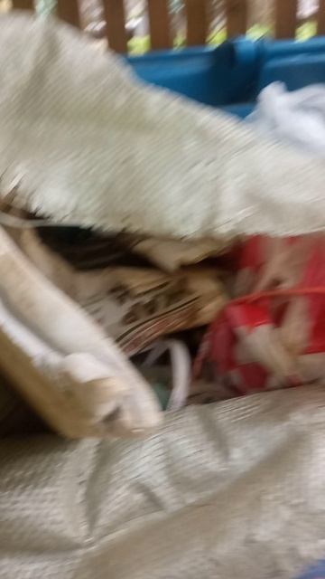 Провода на помойке