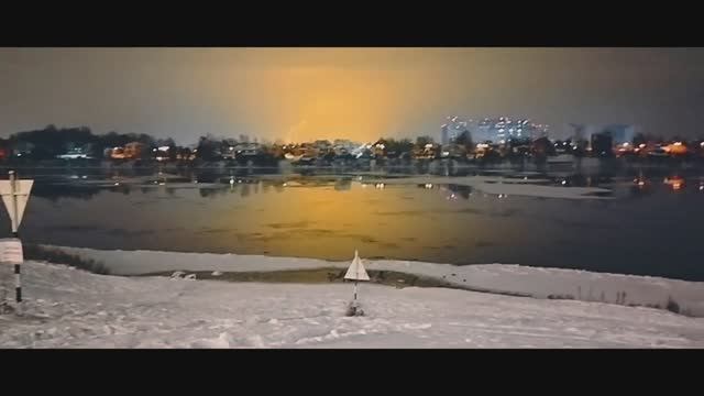 Река Нева зимой.
