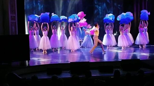 танец "Жизнь"