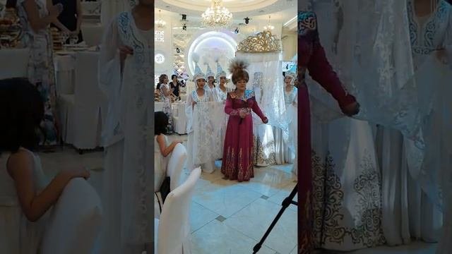 Кыз узатуу. Кр.республикасынын эмгек синирген артисти  Динара. Акулова 