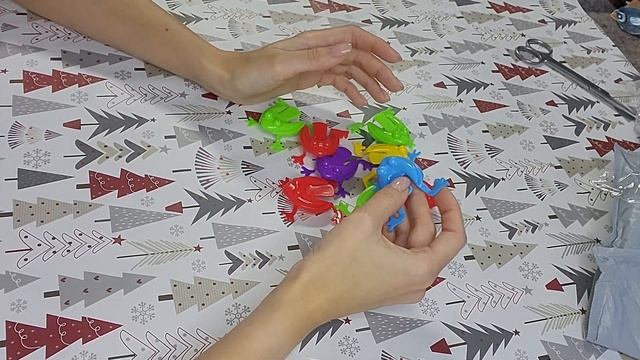 Распаковка прыгающих лягушек для развивающих занятий с AliExpress #распаковка #лягушка #алиэкспресс