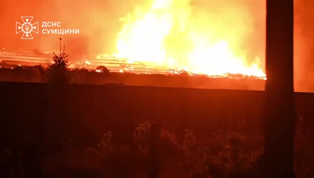Последствия ударов Гераней в Сумской области накануне.
